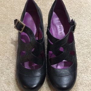 Madden girl Umaa size 8 EUC